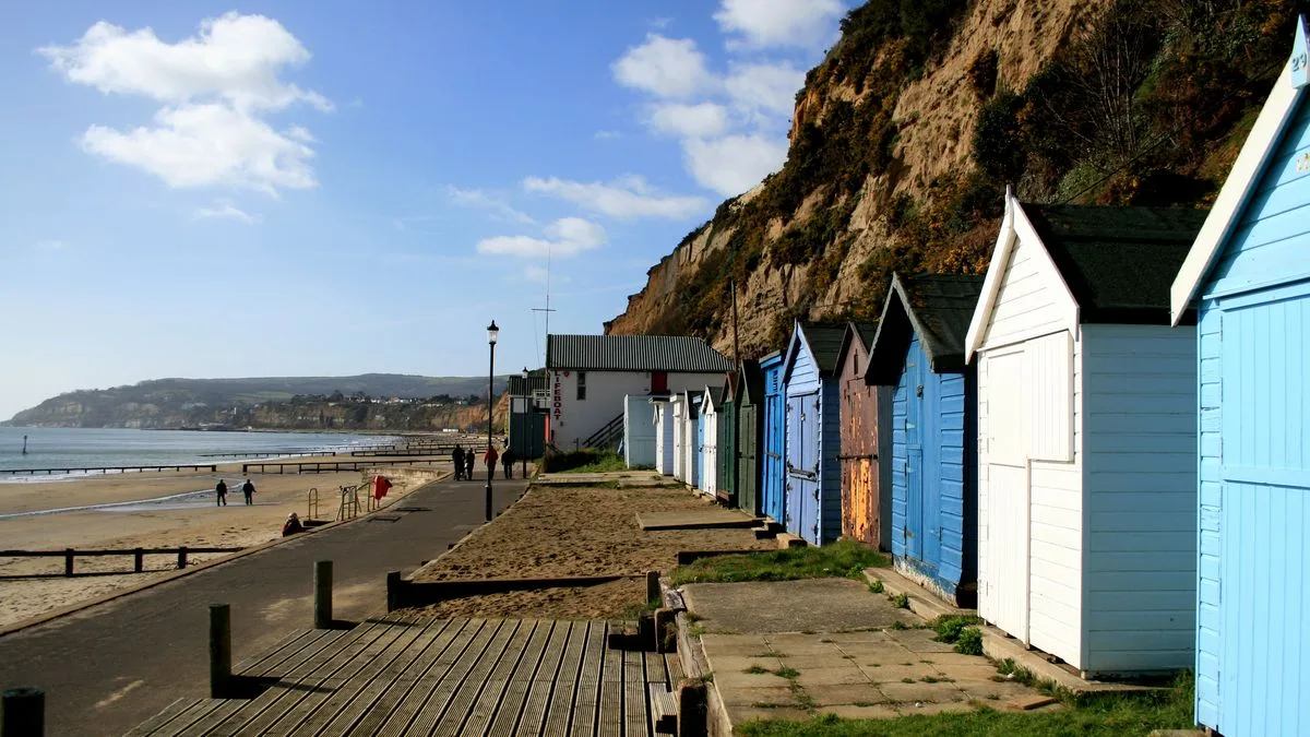 Shanklin Named UK's Sunniest Town with 1,976 Hours of Sunshine
