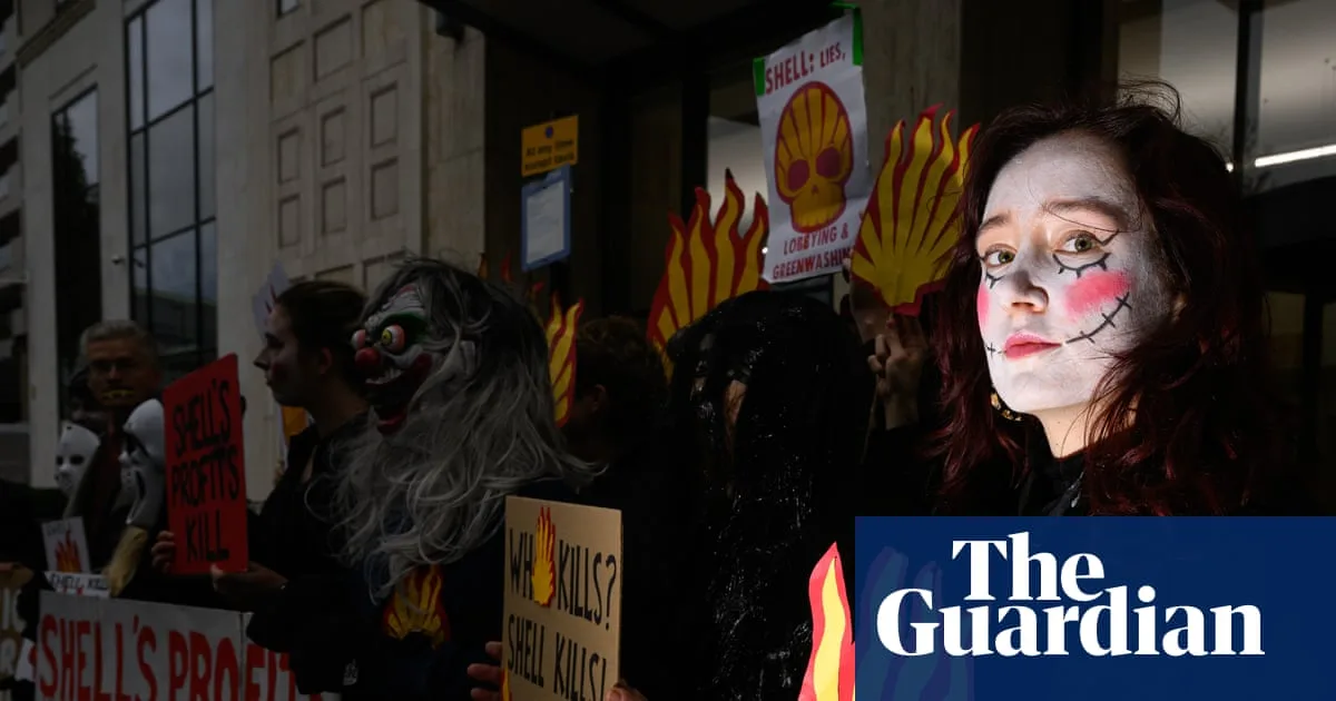 Shell Profits Hit £34bn as Production Soars