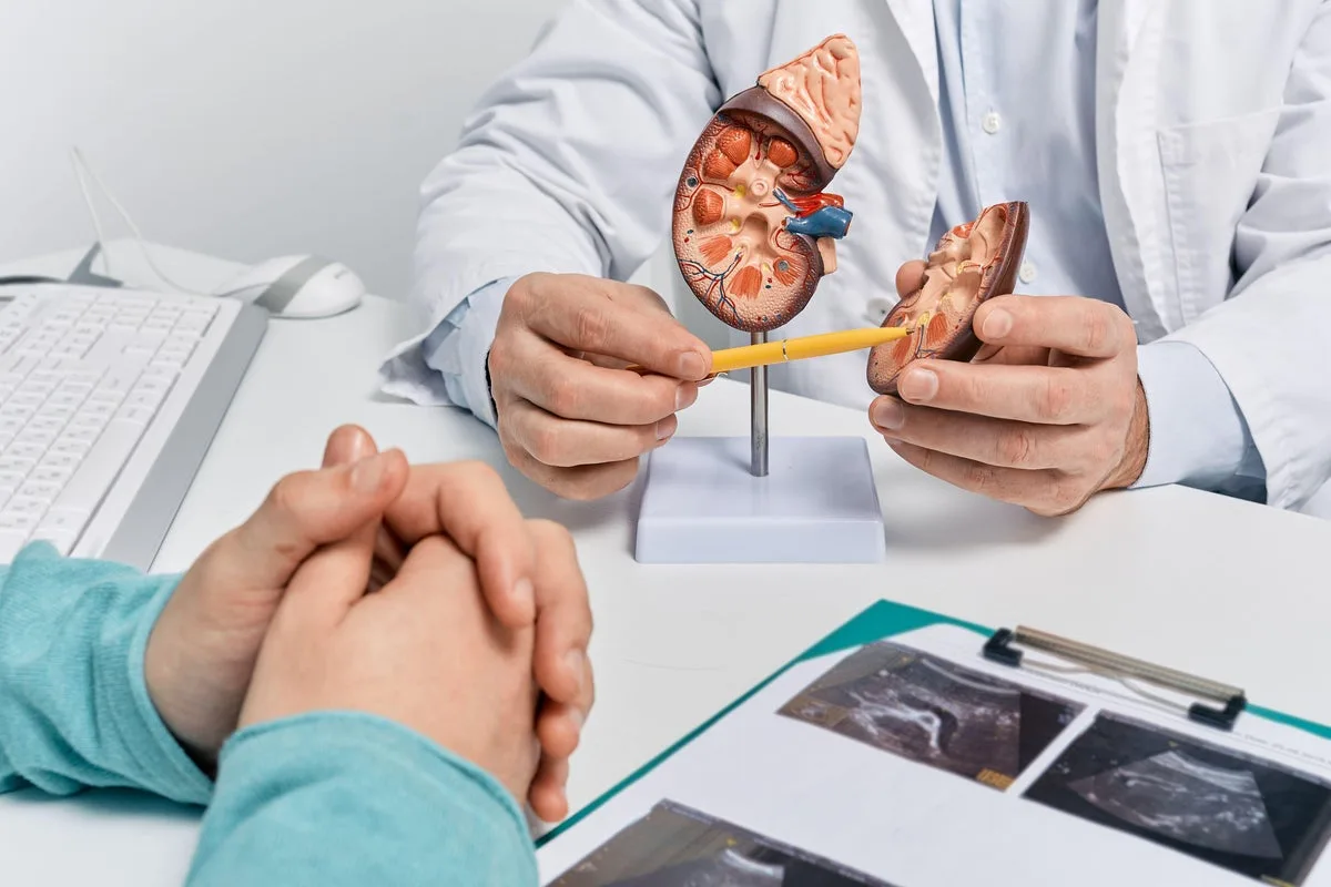 Experts warn of kidney risks from frequent ibuprofen use, offer prevention tips