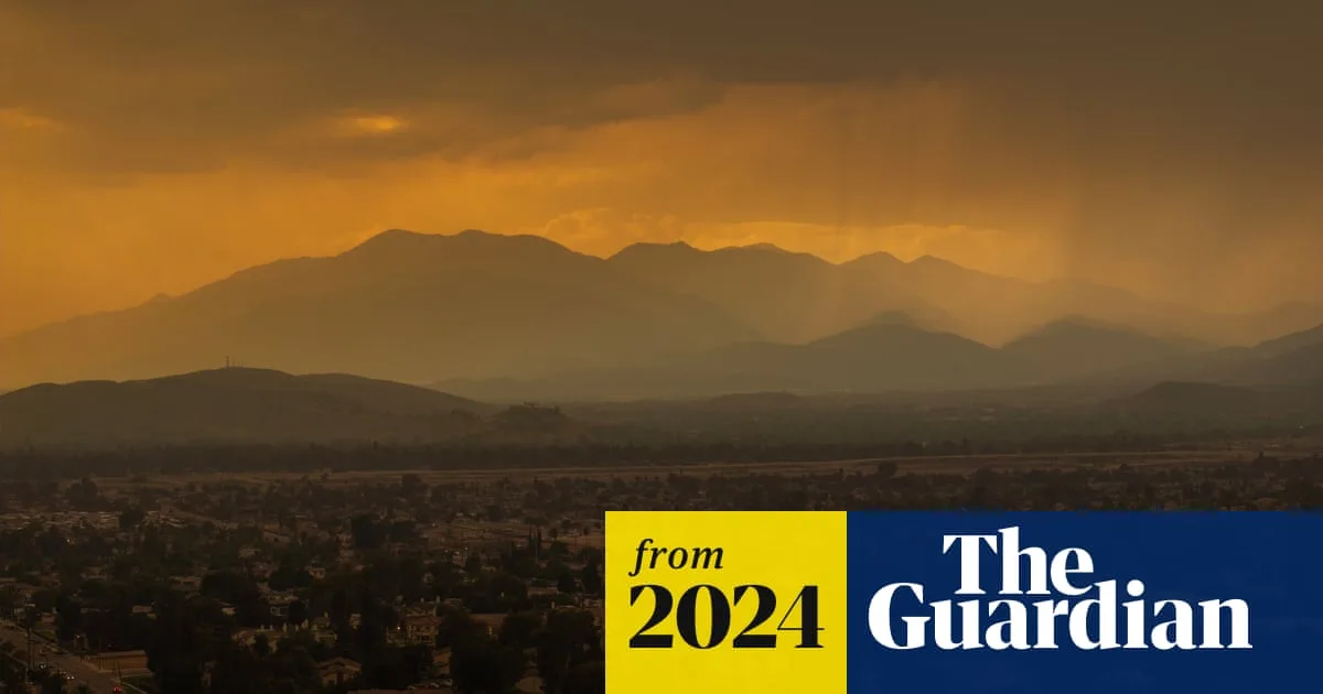 Thousands Flee as Fast-Spreading Wildfire Rages East of Los Angeles
