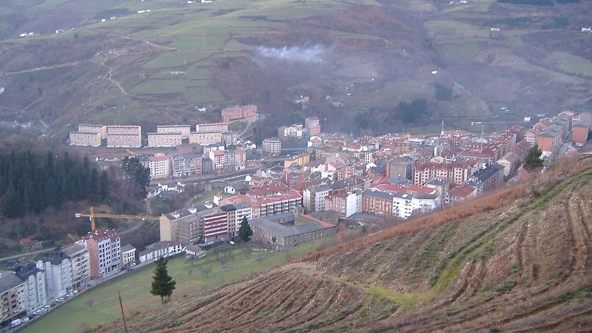 Two Dead in Spanish Mine Collapse, Rescue Underway