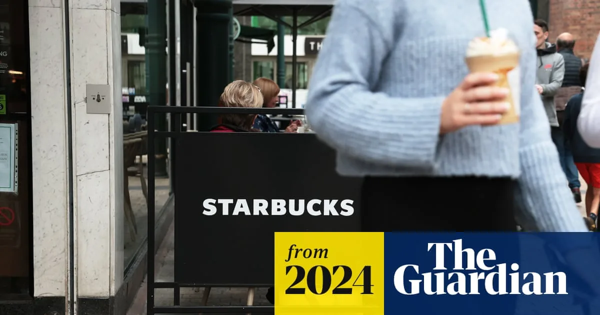 Starbucks Threatens Office Workers with Dismissal Over Hybrid Work Non-Compliance