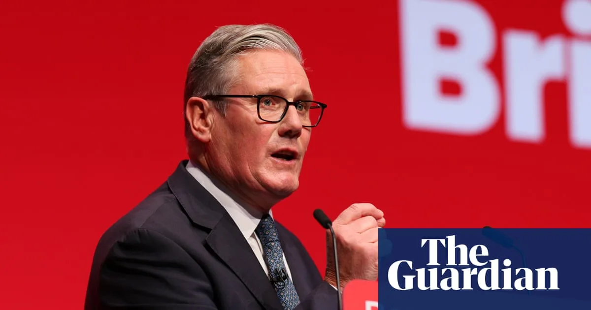 Starmer Blames Brexit for Channel Crossings Surge, Vows to Rethink Human Rights Law