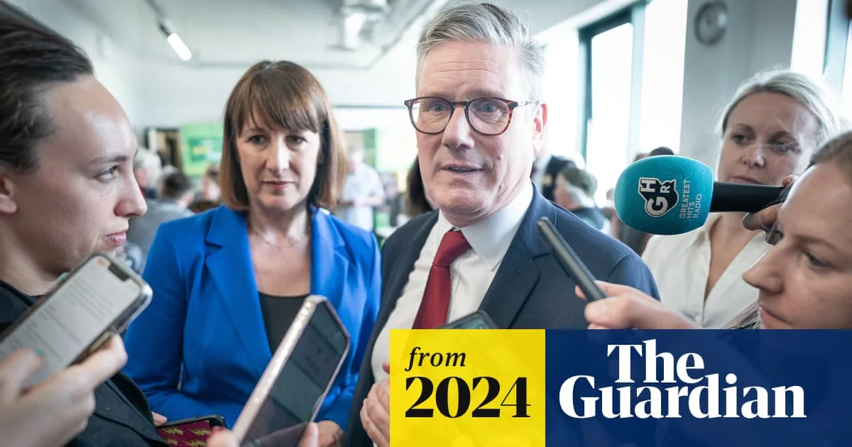 Starmer's Approval Rating Falls Below Sunak's, Poll Shows