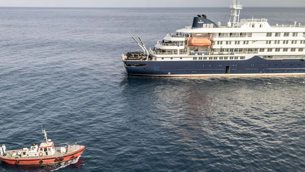 Starmer Plans Rescue for Britons Stranded on Hantavirus-Hit Cruise Ship