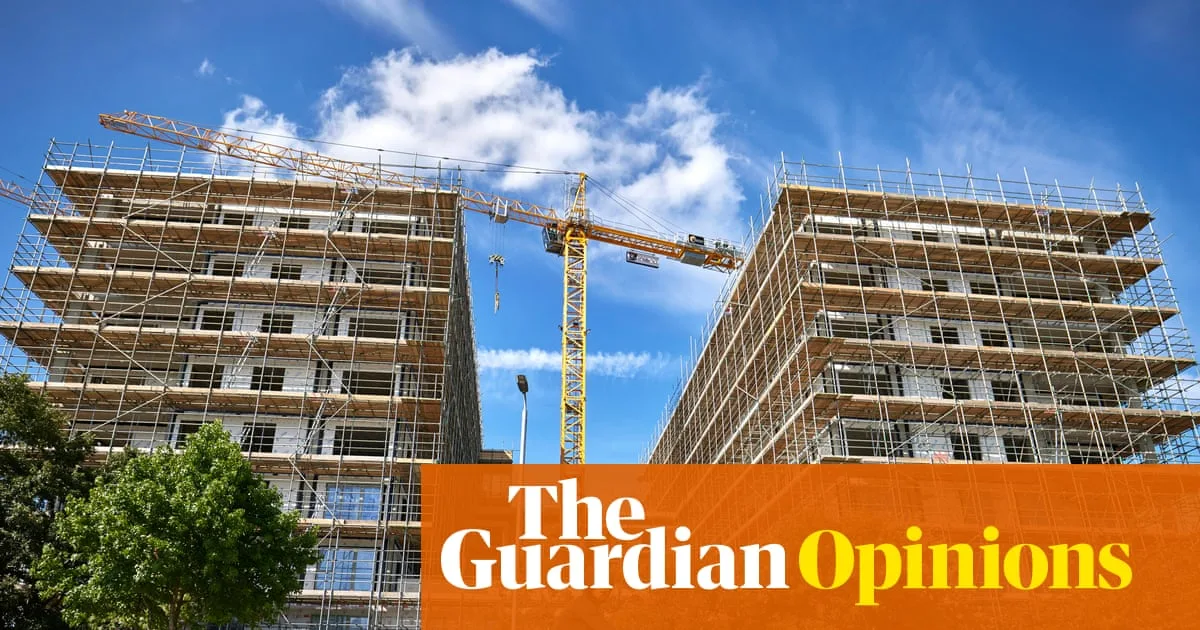 Starmer Slams Govt Over Social Housing Failure