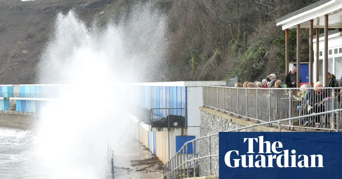 Storm Chandra Brings Flooding and Snow Warnings to UK