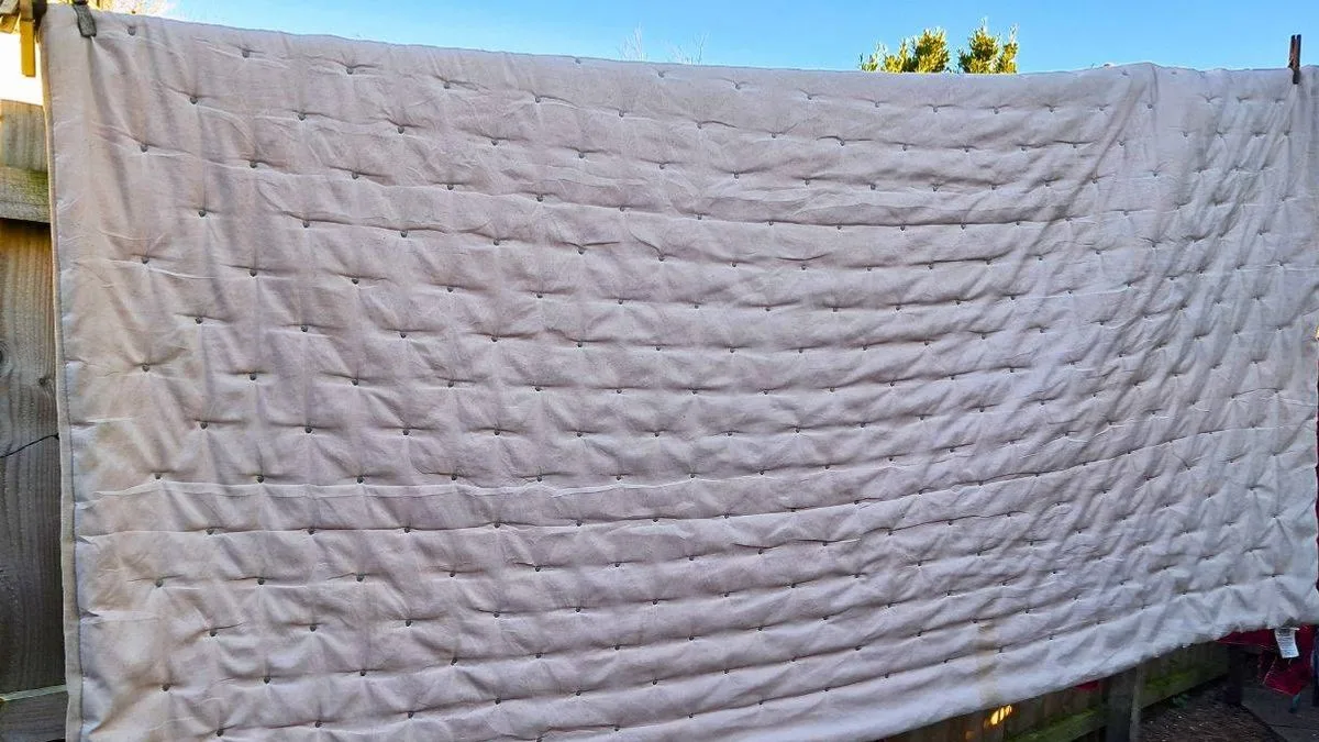 Sun-Drying Your Duvet in March: A Simple Way to Eliminate Bacteria Without Washing