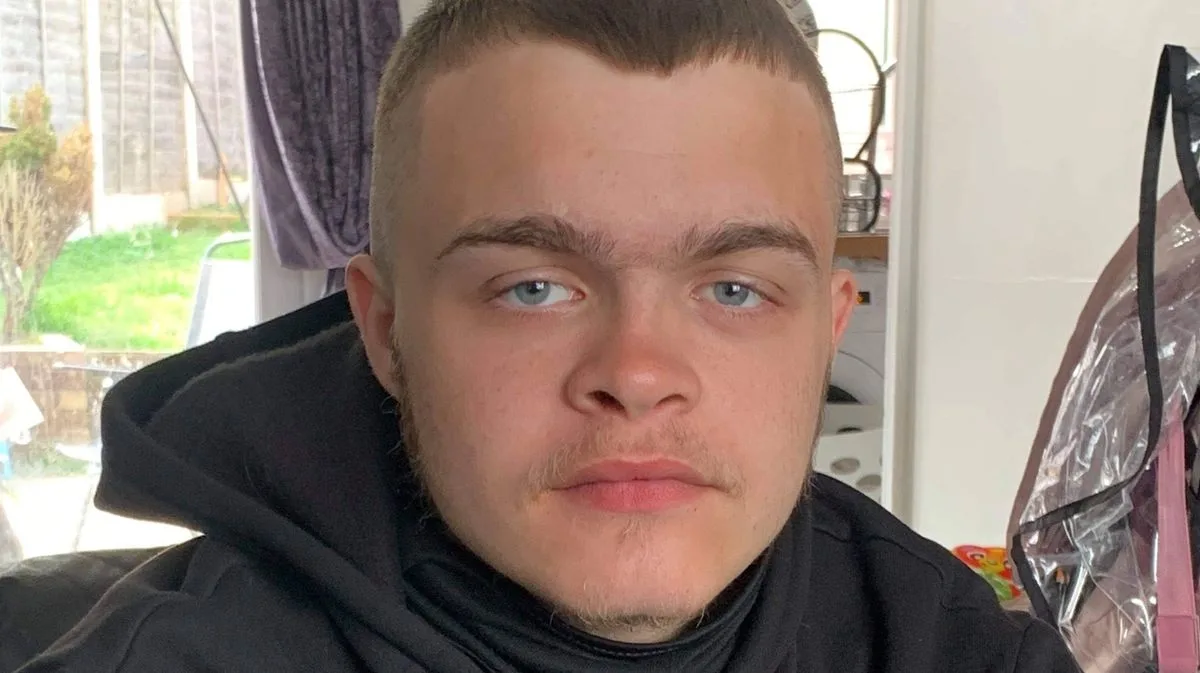 Teen Who Drowned Saving Family in Poole Receives Posthumous Bravery Award