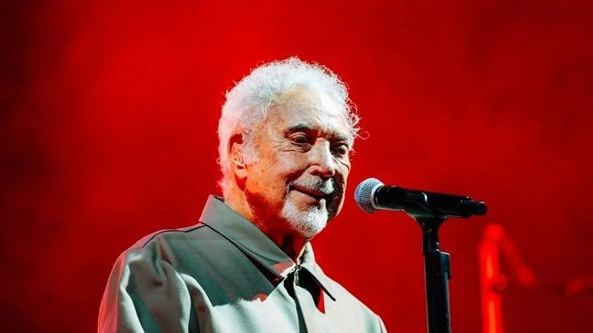 Tom Jones Warns Fans Over 'Sad and Disheartening' Online Impersonation Scams