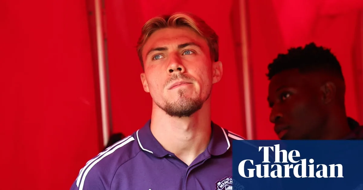 Napoli Eye Loan Move for Manchester United's Rasmus Højlund