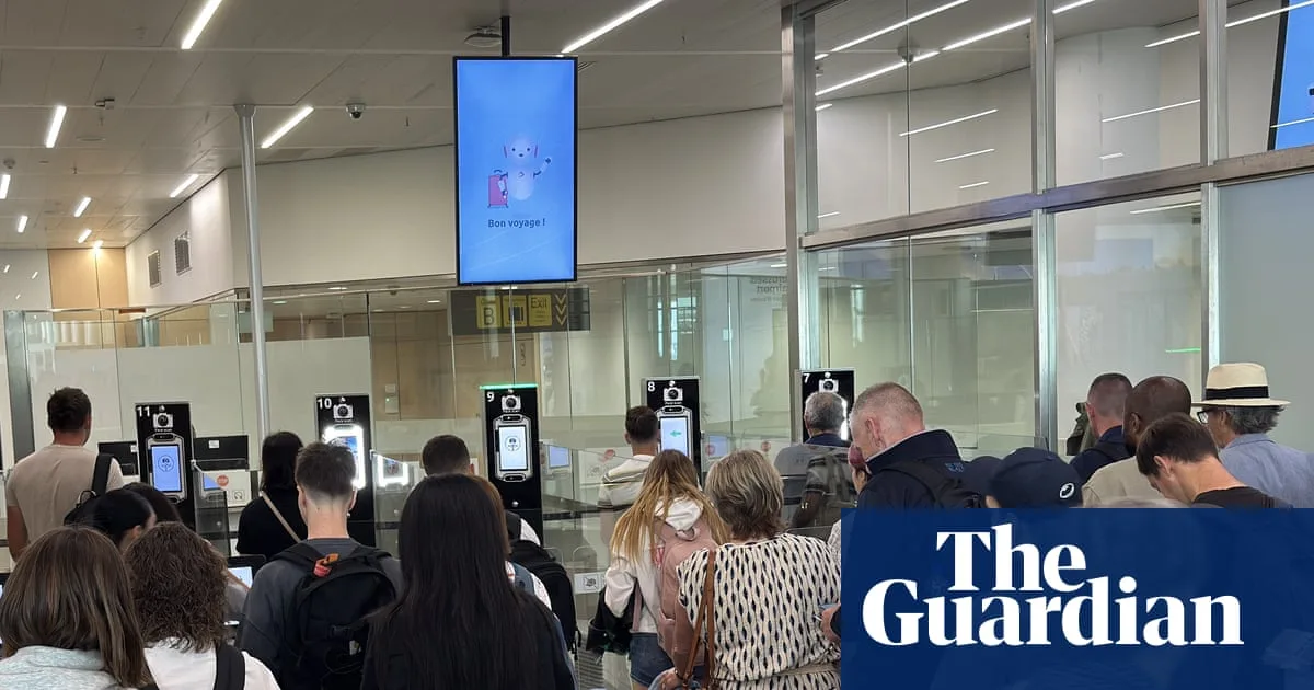 Travel Experts Urge EU to Pause Biometric Border System