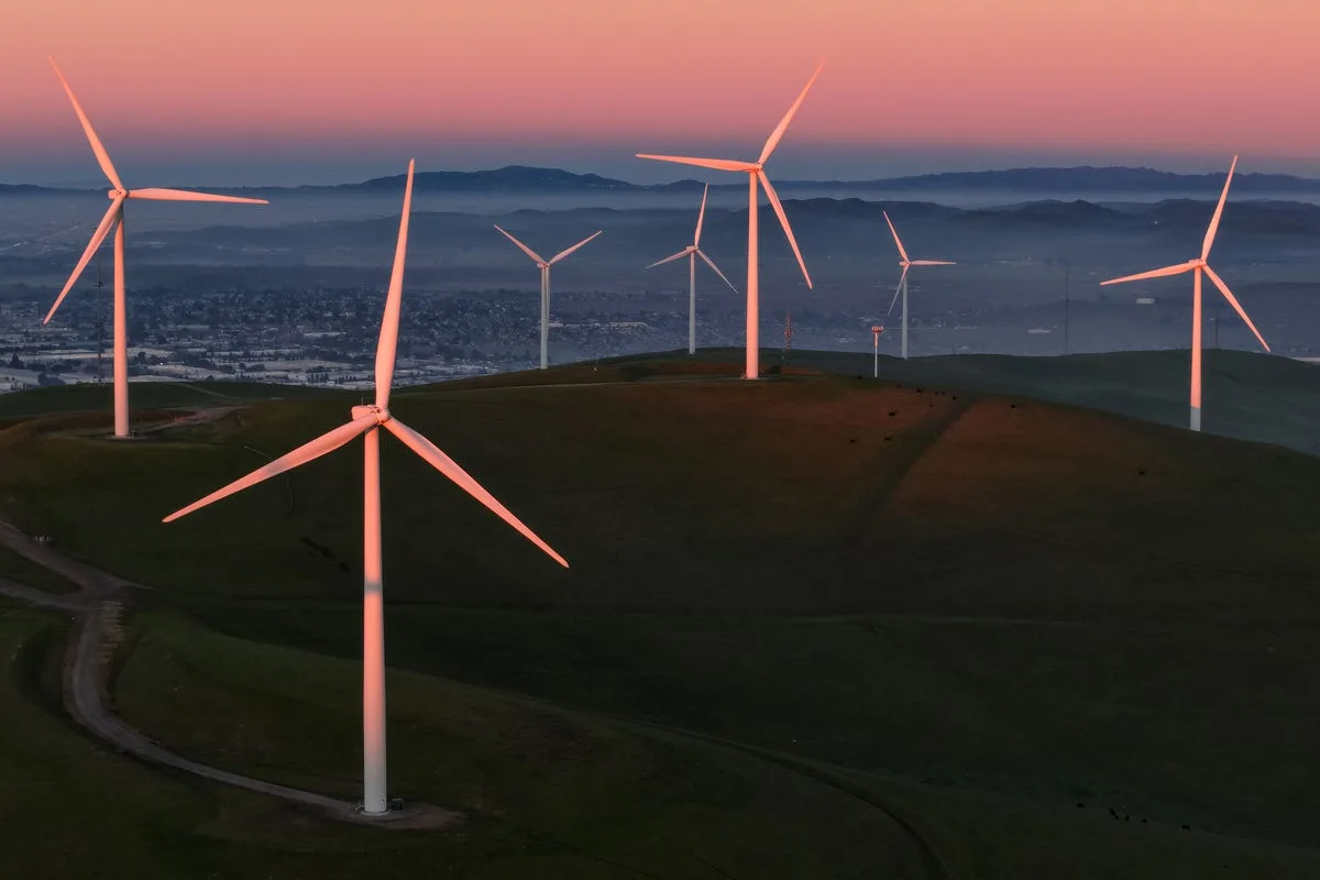 Trump Administration Weighs $1bn Payout to Scrap Offshore Wind Farms