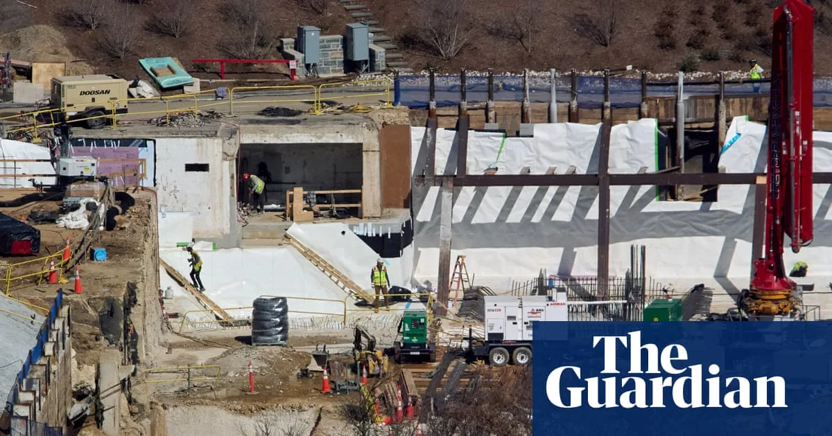 Judge May Halt Trump's $400m White House Ballroom Plan