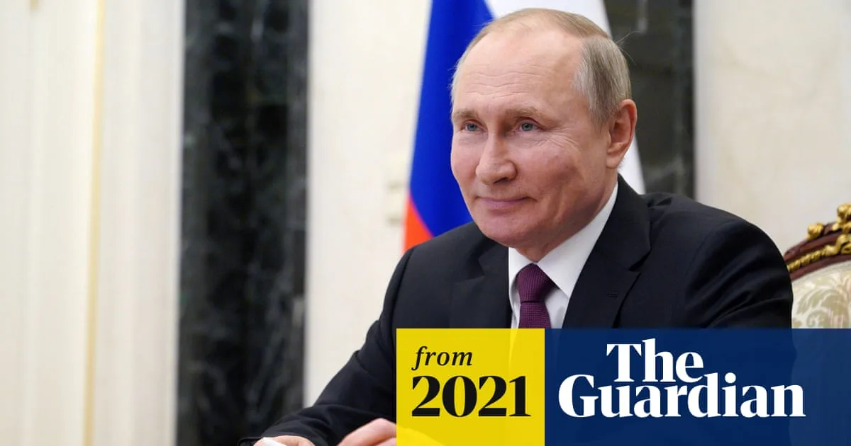 Putin Signs Law Allowing Him to Stay in Power Until 2036