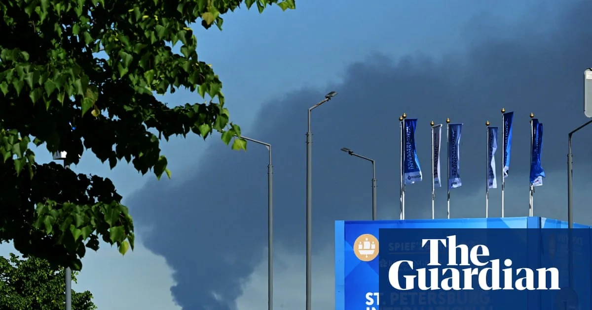Ukrainian Drones Strike St Petersburg as Economic Forum Opens