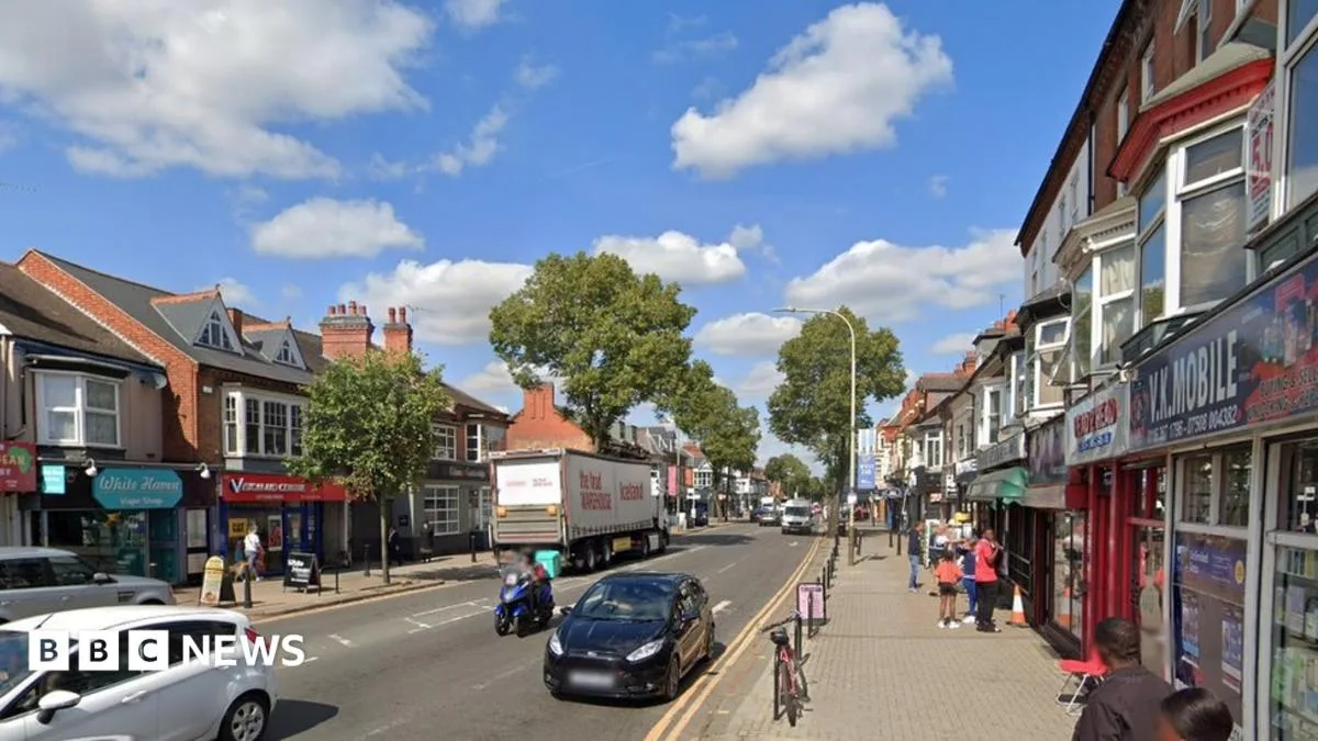 Two Arrested After Four People Bitten in Leicester Dog Attack