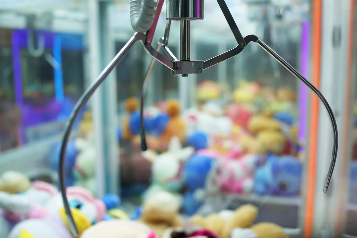 Two toddlers get stuck in same claw machine weeks apart