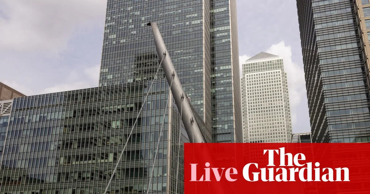 UK Long-Term Gilt Yields Ease After Hitting 28-Year High Amid Political Turmoil