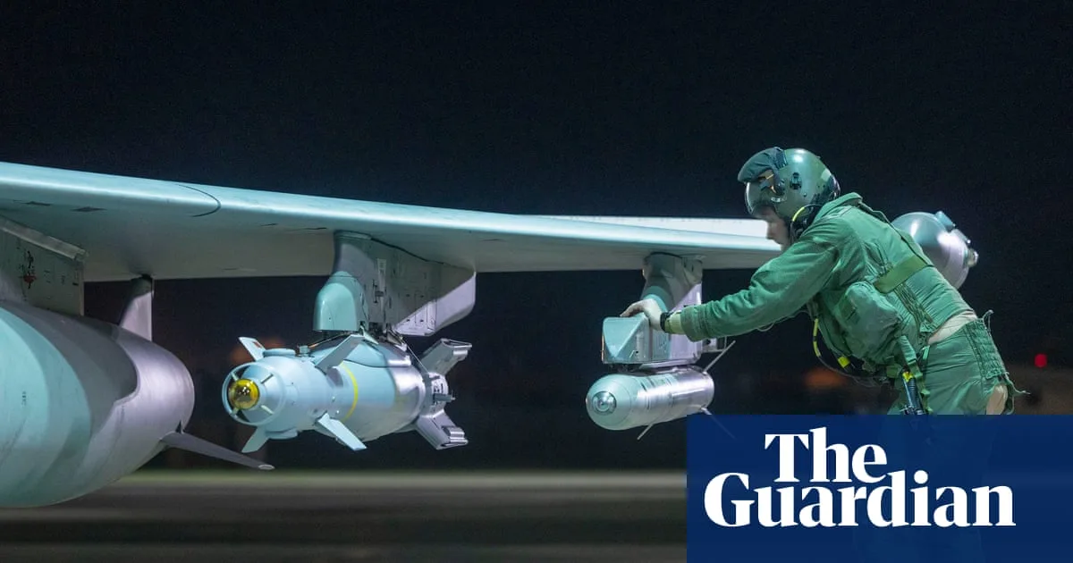UK and France Bomb Islamic State Weapons Store in Syria