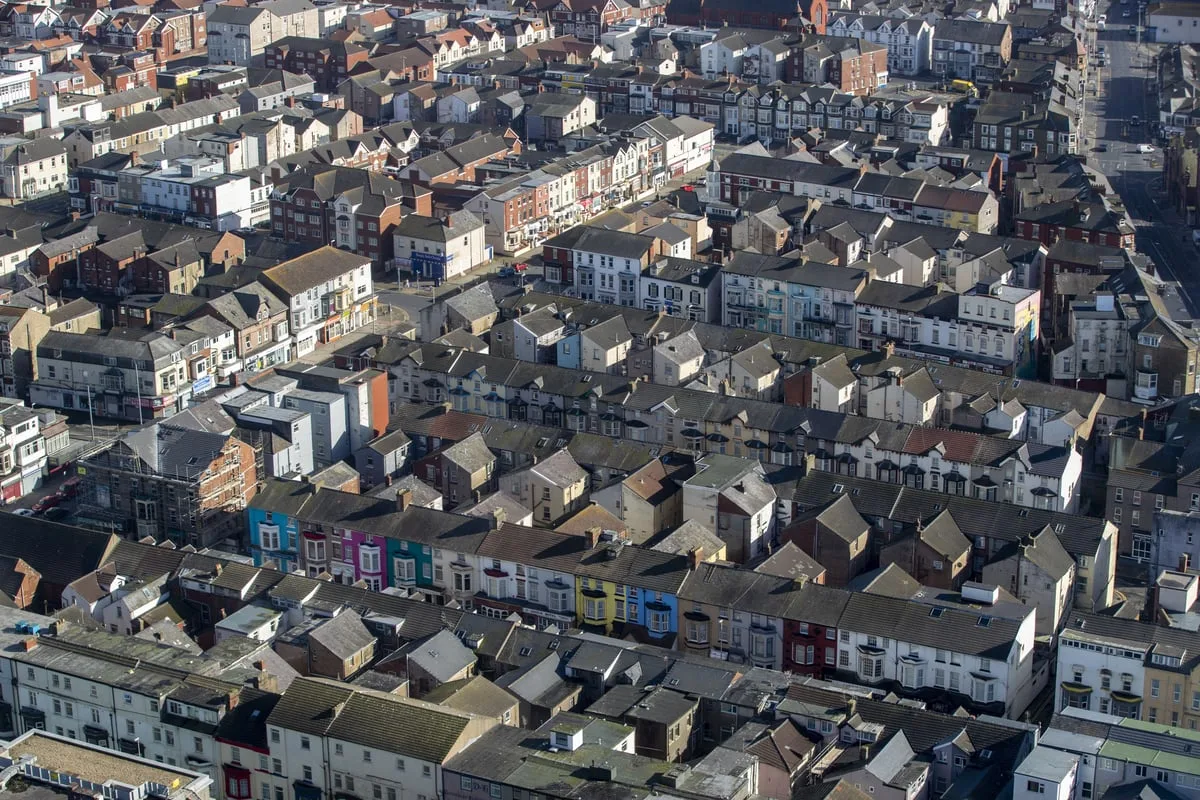 NatWest and HSBC Cut Mortgage Rates, Brokers Expect More Lenders to Follow