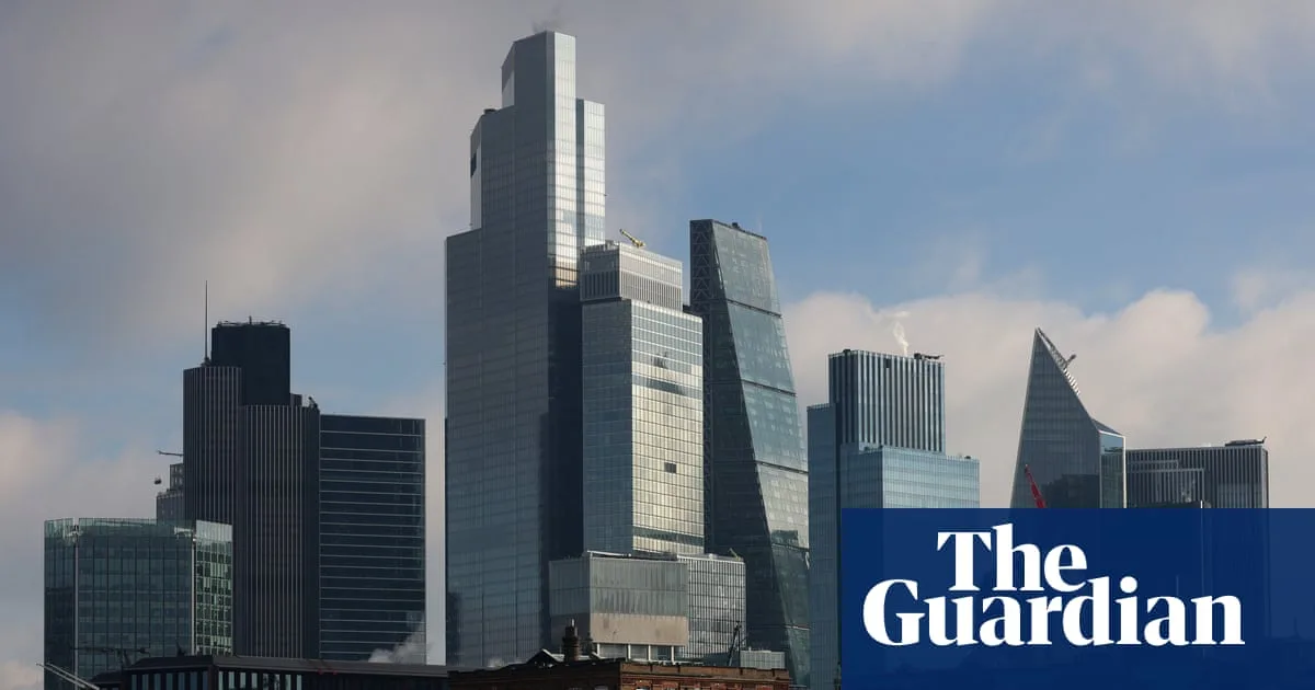 UK Economy Grows 0.7% in First Quarter, Defying Gloomy Forecasts