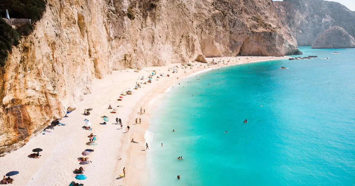 UK Extends Duty Free Food Ban After Greece Foot and Mouth Outbreak
