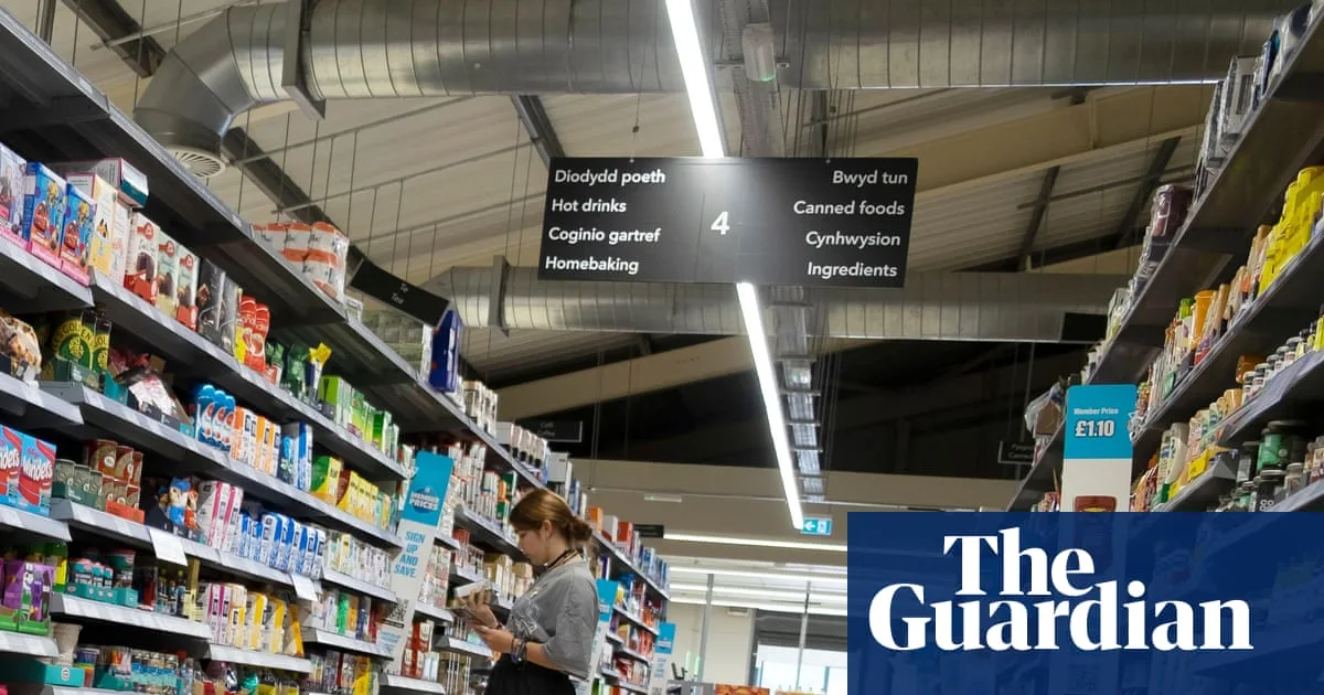 UK Inflation Holds Steady at 3.8% in August as Fuel Costs Offset Cheaper Air Fares