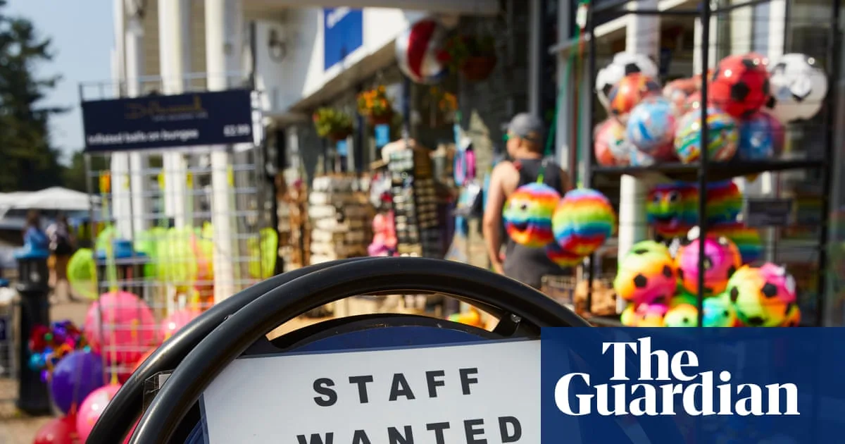 UK Job Vacancies Hit Lowest Level Since Pandemic