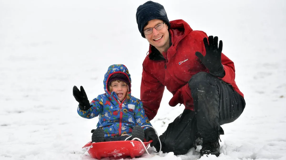 UK Braces for 480-Mile Snow Bomb Over Easter Weekend