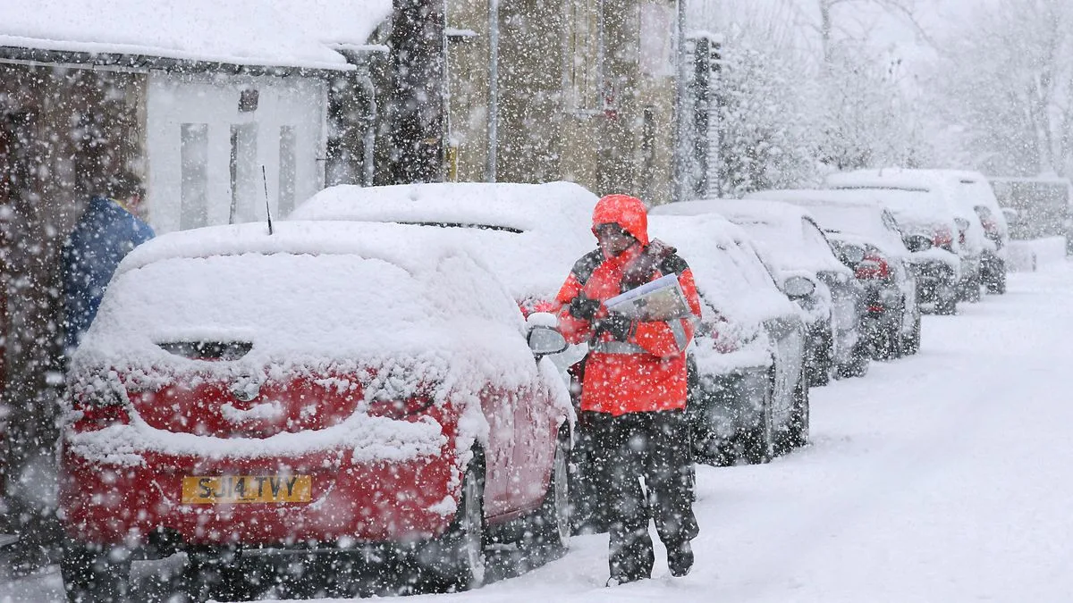 UK Braces for 240-Mile Snow Band: Up to 10 Inches Forecast for England and Wales