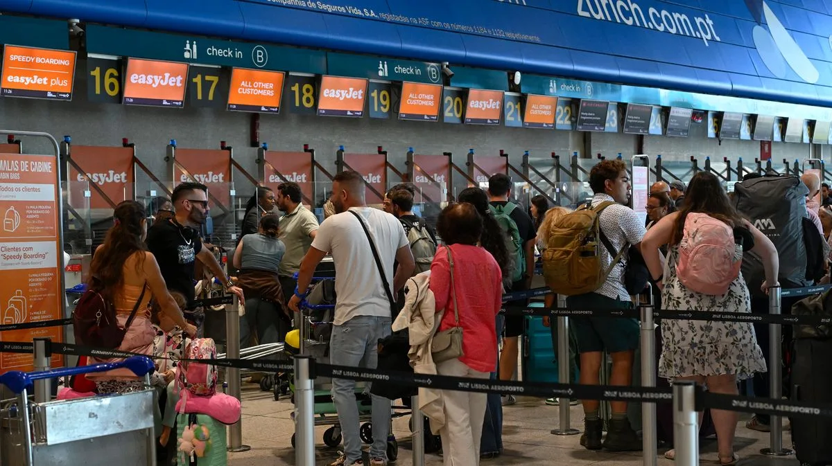 Portugal and Italy Braced for Travel Chaos as Airport Strikes Loom