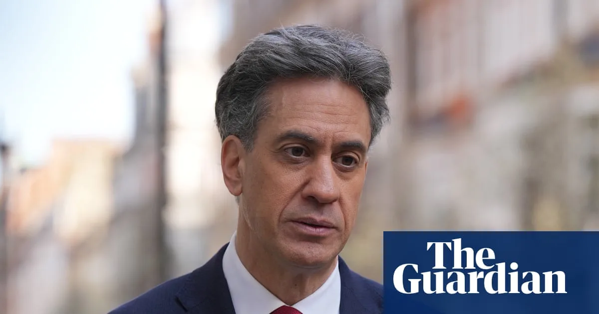 UK Weighs Minehunting Drones to End Iran's Strait of Hormuz Blockade