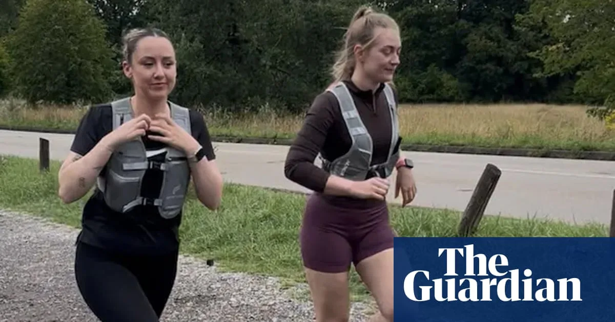 Undercover Police Pose as Joggers to Catch Men Harassing Women