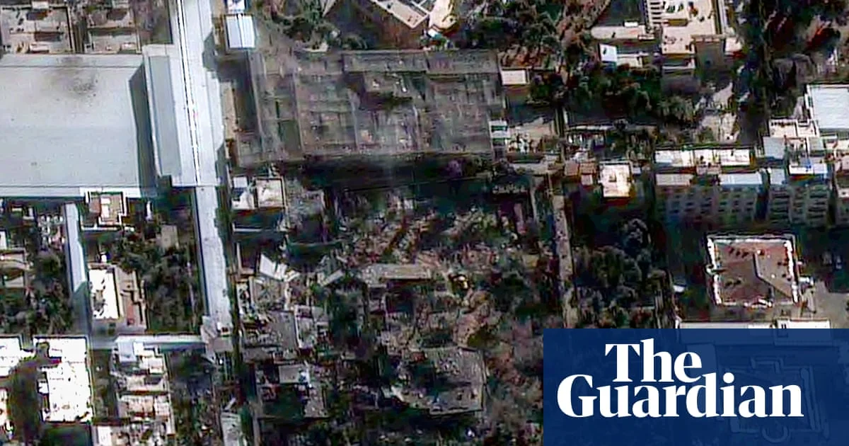 US Bombs Iranian Missile Sites Near Strait of Hormuz