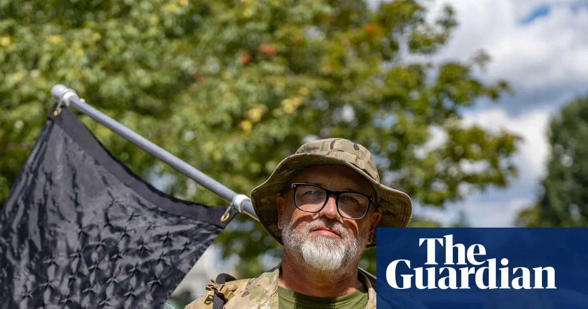 US Drops Charges Against Veteran in Flag Burning Protest