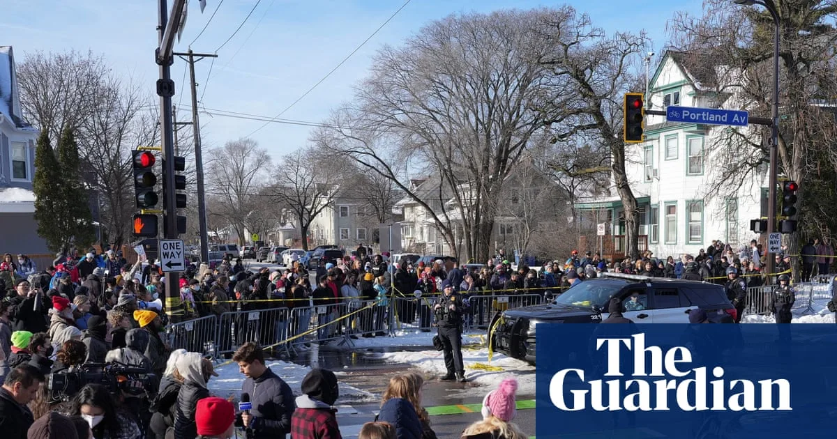 Minneapolis Mayor Tells ICE to 'Get the F*** Out' After Fatal Shooting