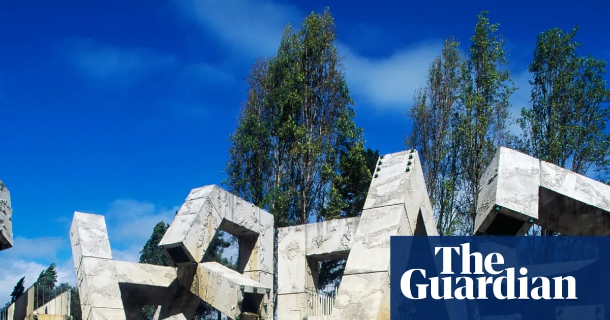 Vaillancourt Fountain Dismantled After Fire in San Francisco