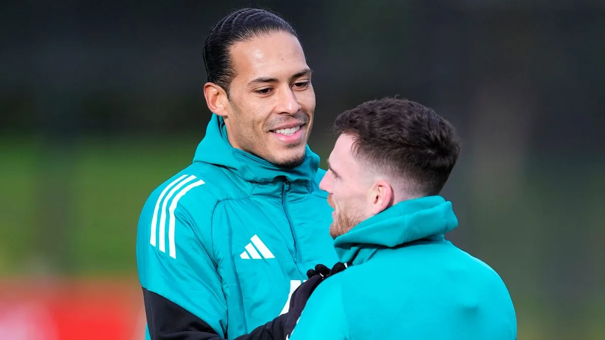 Van Dijk Wants Robertson To Stay Amid Tottenham Interest
