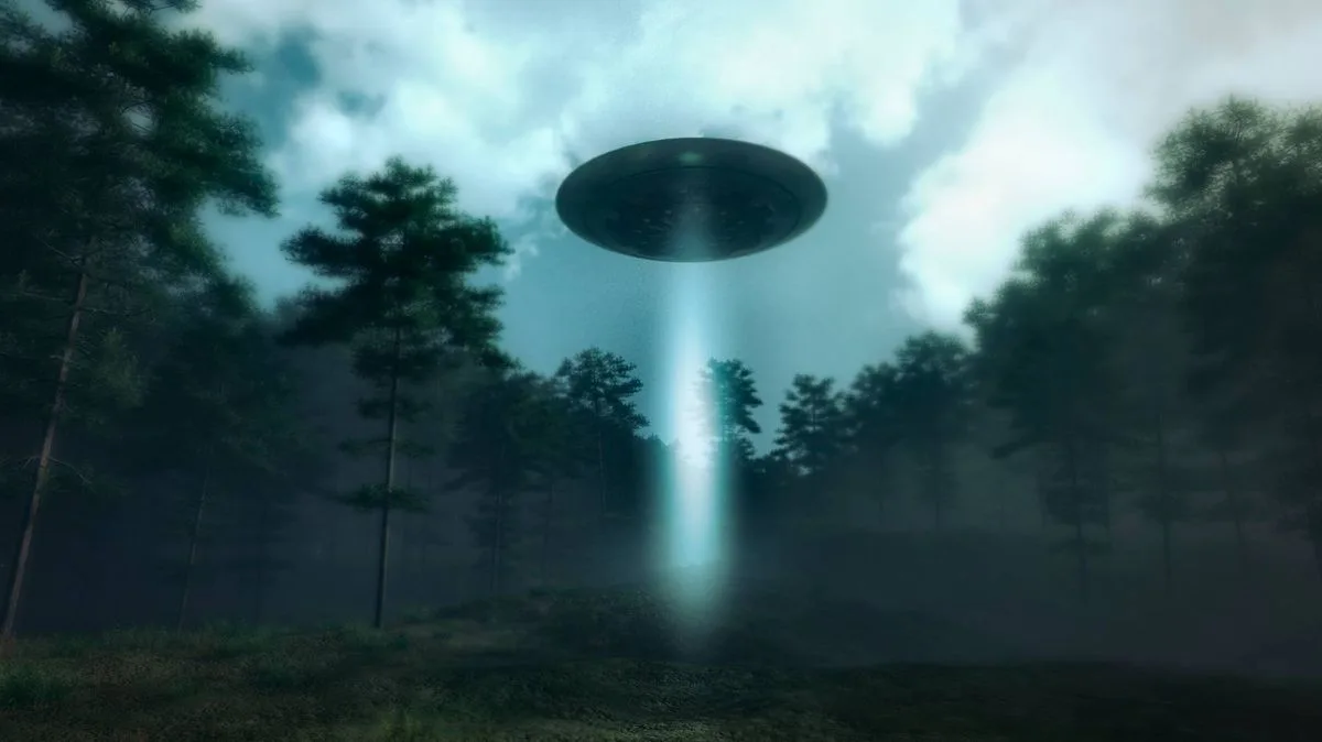 Why UFO Reports Spike Over Christmas: Experts Explain