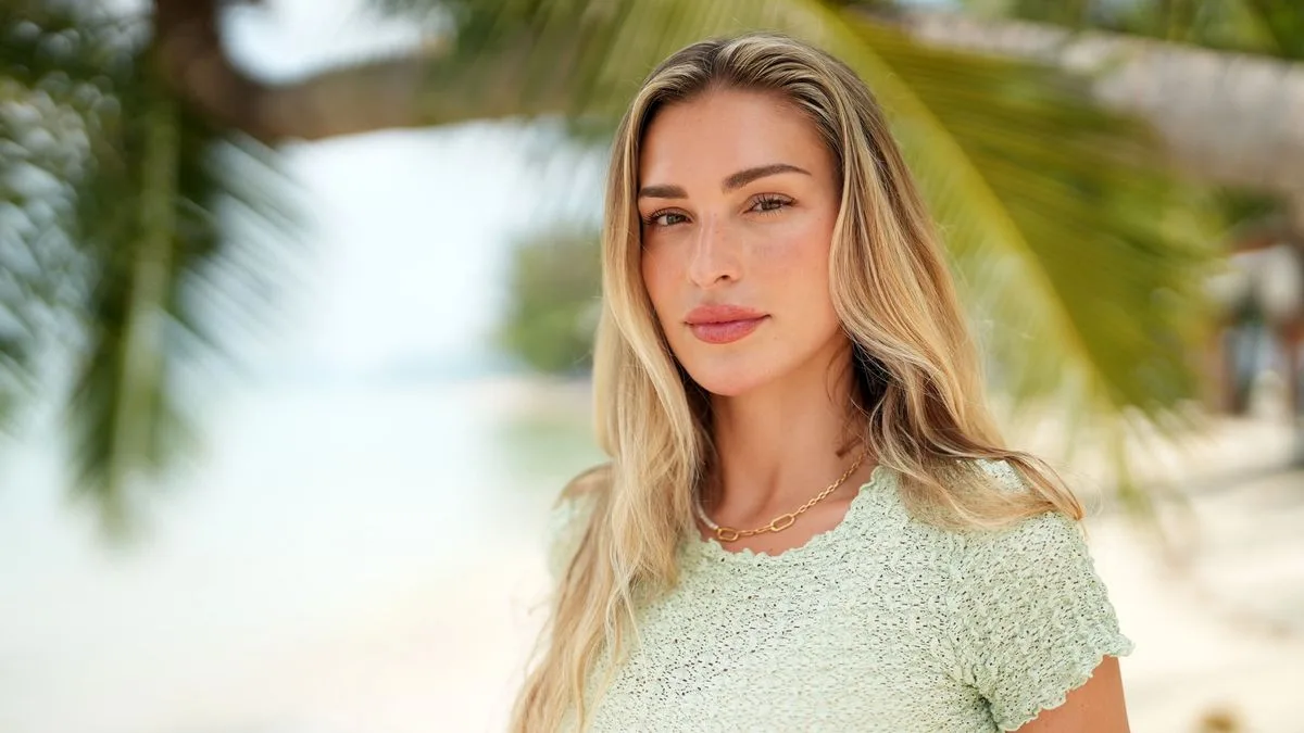 Zara McDermott 'Scared' and 'Petrified' After Near Arrest in Thailand