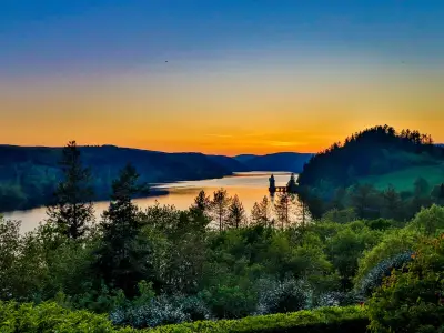 24 Best Places to Stay in Wales This Summer for an Unforgettable Trip