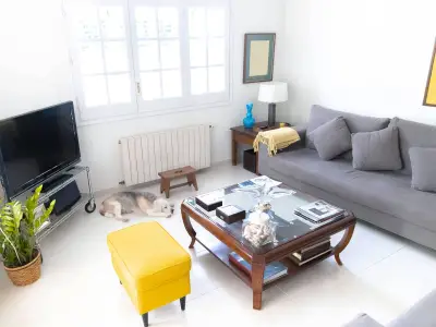 5 Paint Colours That Make Your Home Look Cheap, Warn Design Experts
