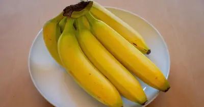 Bananas Stay Firm and Ripe for 2 Weeks with One Kitchen Storage Trick