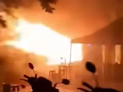 Bangkok Pub Fire Kills Dozens, Many Hospitalised in Midnight Blaze