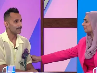 Dr Amir Khan Fights Tears Revealing Anxiety Battle on Live TV