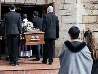 Drink driver fakes death and stages funeral to avoid losing licence