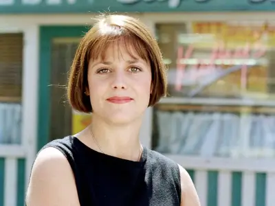 EastEnders Reveals Sad Lynne Slater Update 22 Years After Exit