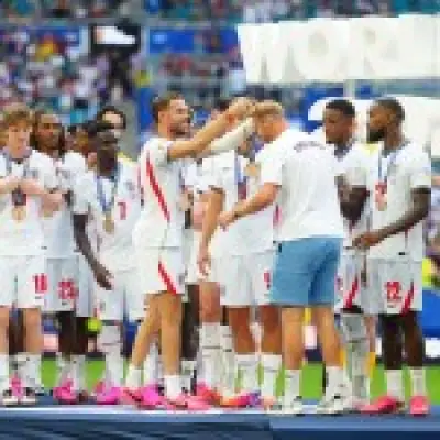 England Players Give World Cup Medal to Unsquaded Goalkeeper Jason Steele