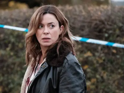 Eve Myles Praises 'Extraordinary' Co-Star Katherine Kelly in The Crow Girl